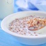 How to pour kefir over buckwheat overnight and how to use it for weight loss