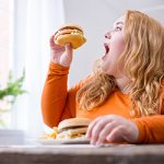 Компульсивное переедание и булимия: симптомы, признаки и последствия заболевания - Веримед