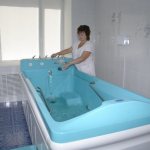 Hydrotherapy bath